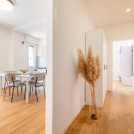 Venice 10 Min Modern 2br Free Parking