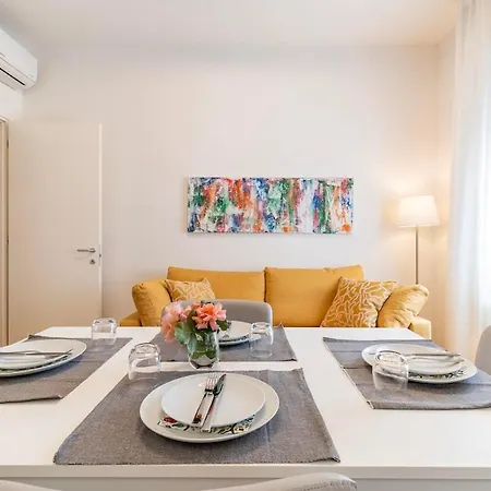 Venice 10 Min Modern 2br Free Parking Διαμέρισμα