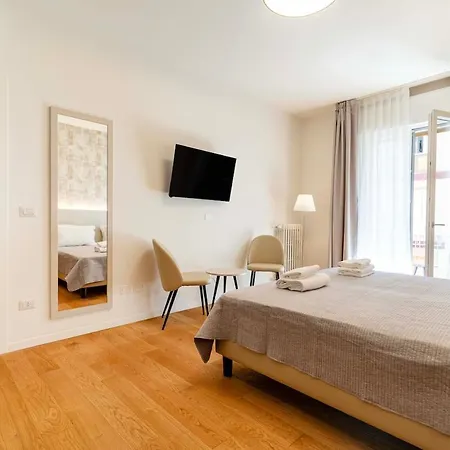 Venice 10 Min Modern 2br Free Parking Διαμέρισμα *
